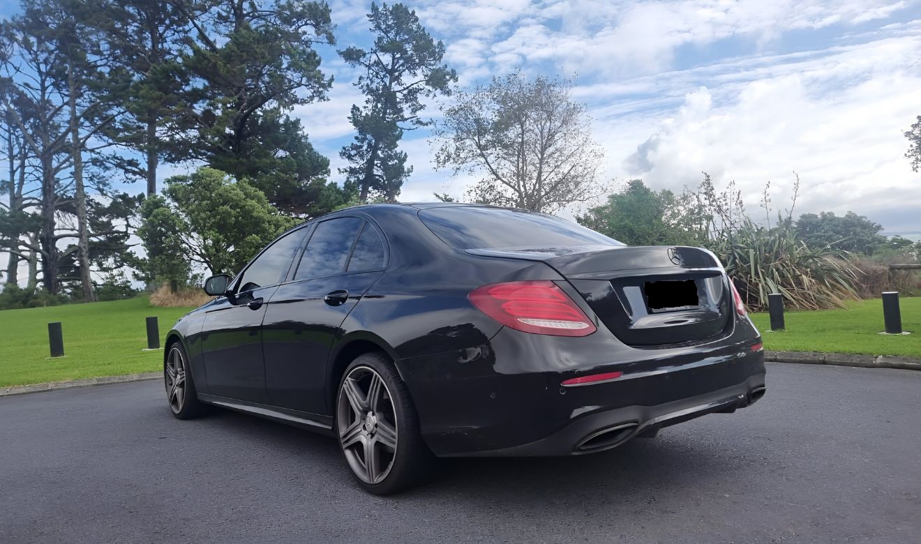 Mercedes Benz E Class Sedan